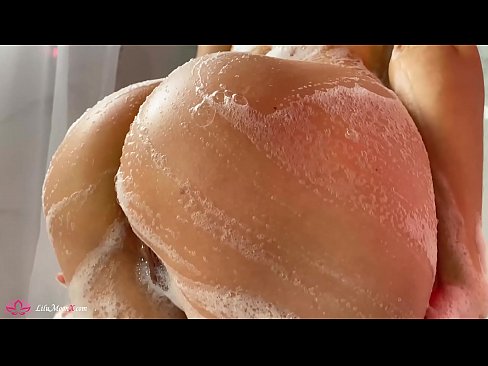 ❤️ Bruneta masturbuje kundu vibrátorem až k intenzivnímu orgasmu ve sprše ❌ Šukání u cs.hentaisea-com.ru ❌❤